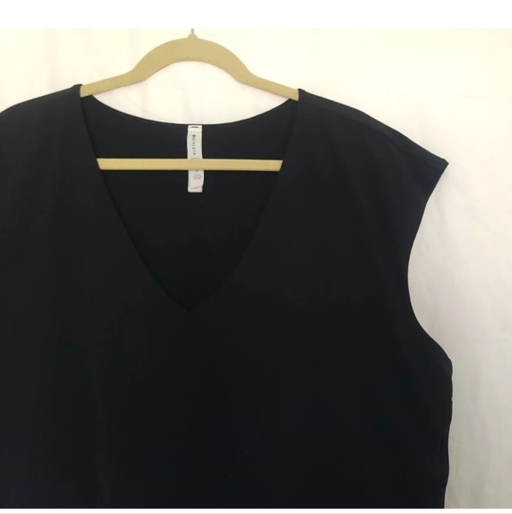 New Athleta Solid Black Vita Free Cropped V-Neck Tee Plus Size 3X - Picture 5 of 9